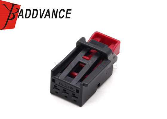 7N0972703 Automotive Tail light Connectors 3 Pin Female For Audi Volkswagen