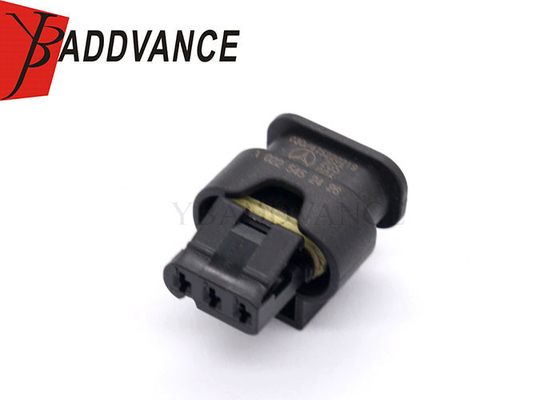 7 615 490-04 Hirschman PA66 GF25 Female 3 Pin Waterproof Connector For BMW