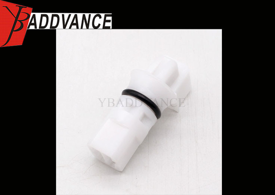 White 4 Pin Walbro Electric Automotive Inflatable Mitsubishi Fuel Pump Connector