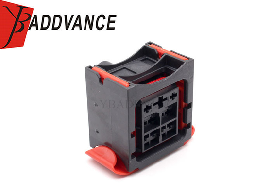 17211105  Aptiv DCS 2.8 Series PBT 9 Pin Female Lightning FCI Connector