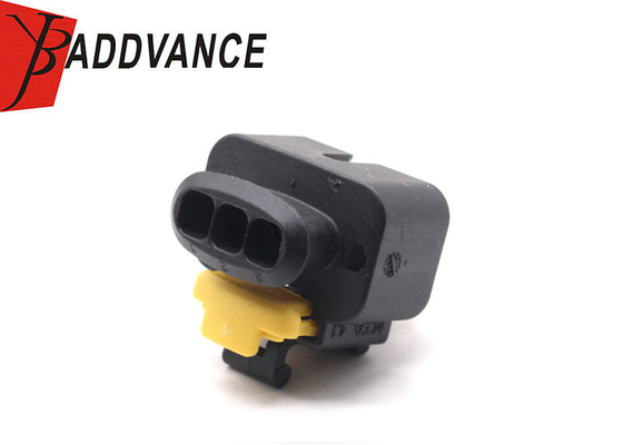 China Supplier MAT C280 Series Female Waterproof Socket 3 Pin Connector For Cars 4510811