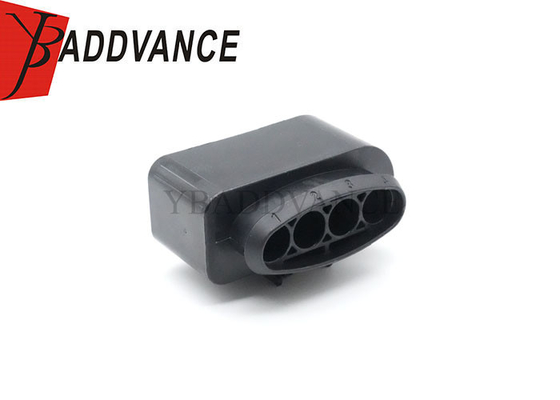 Headlight Female Electrical Connector 4 Pin For VW Audi Q7 2016-2022 4M0973724