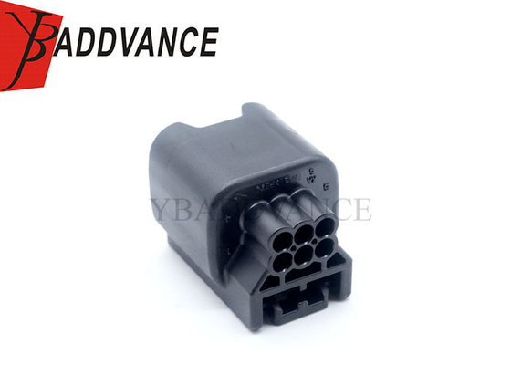 7283-2764-30 Waterproof YAZAKI 0.64mm HS Series 6 Pin Female Wire Harness Connector