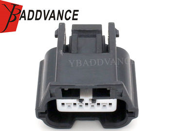 Sealed Female 4 Pin Locking Connector For Infiniti 7283-8853-30 ISO 9001 Approved