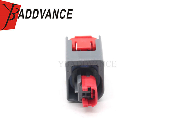 1438426-3 weiblicher 2 Pin Fuel Injector Connector For Benz TE Connectivitys Ampere
